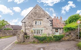 Cosy Cottage On Outskirts Of Bath